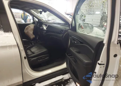 2018 Honda Ridgeline Rtl-E z USA, uszkodzony, nr VIN 5FPYK3F72JB004371